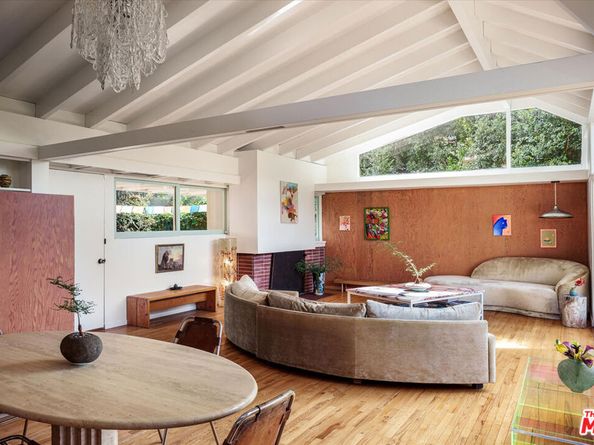 2764 Outpost Drive, Los Angeles CA 90068