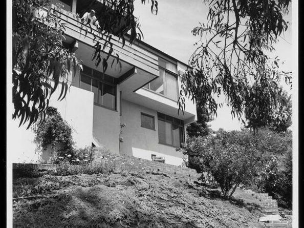 2764 Outpost Drive, Los Angeles CA 90068