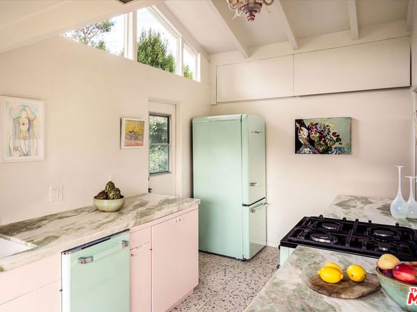 2764 Outpost Drive, Los Angeles CA 90068