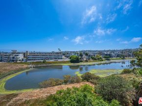 6220 Pacific Avenue 303, Playa Del Rey CA 90293