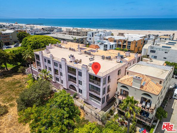 6220 Pacific Avenue 303, Playa Del Rey CA 90293