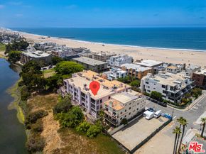 6220 Pacific Avenue 303, Playa Del Rey CA 90293