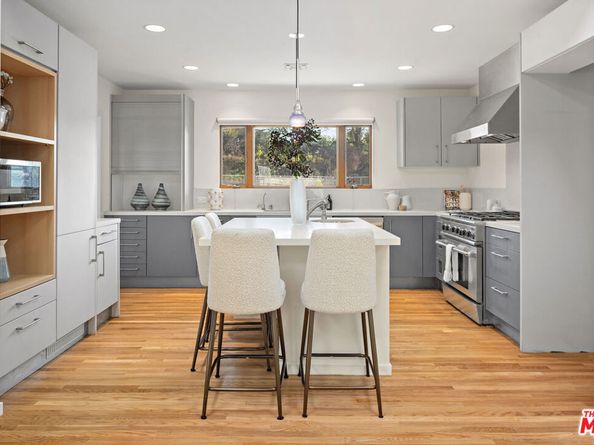 707 Jacon Way, Pacific Palisades CA 90272