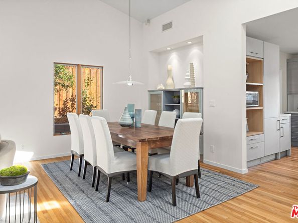 707 Jacon Way, Pacific Palisades CA 90272