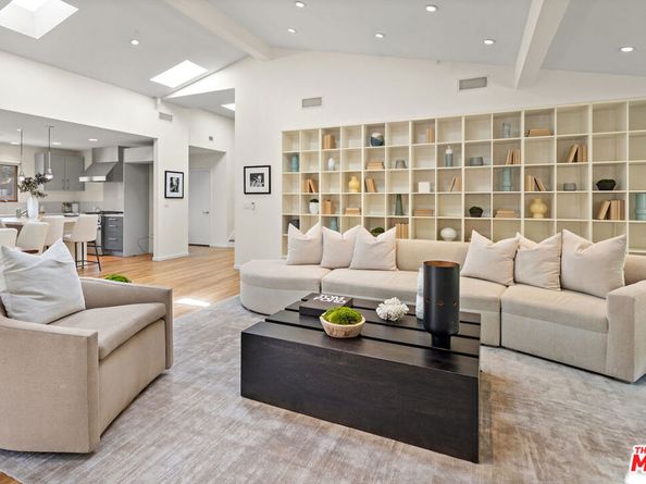 707 Jacon Way, Pacific Palisades CA 90272