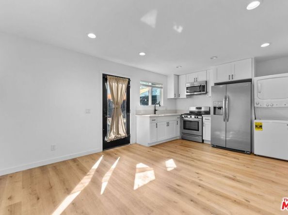 1741 S Spaulding Avenue, Los Angeles CA 90019