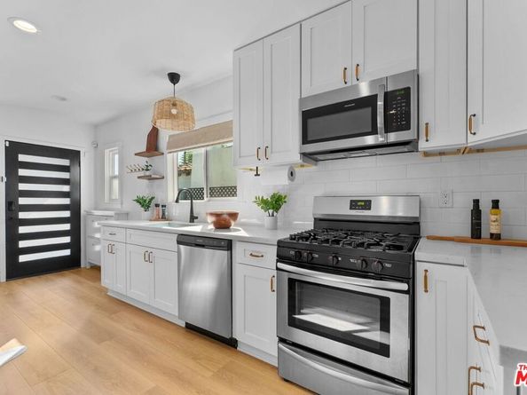 1741 S Spaulding Avenue, Los Angeles CA 90019