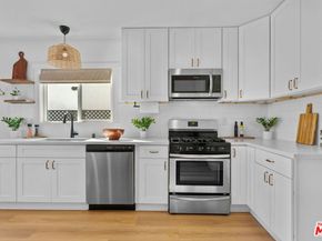 1741 S Spaulding Avenue, Los Angeles CA 90019