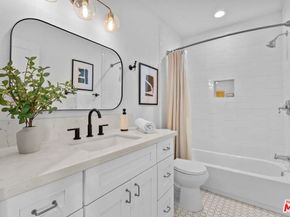 1741 S Spaulding Avenue, Los Angeles CA 90019