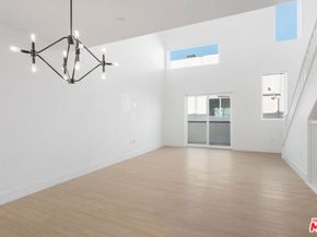 11218 Lyon Lane, North Hollywood CA 91606