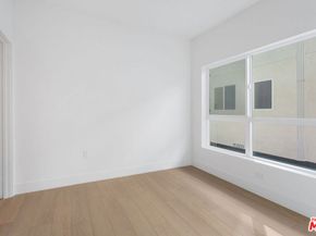 11218 Lyon Lane, North Hollywood CA 91606