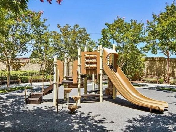 1800 Oak Street 350, Torrance CA 90501