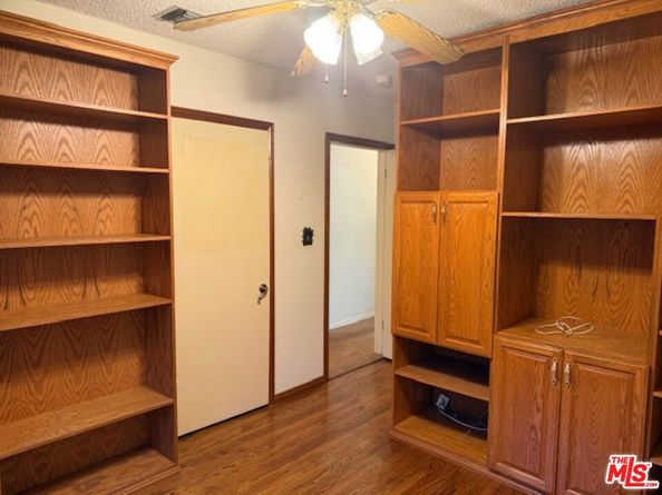 10218 Gaviota Avenue, North Hills CA 91343