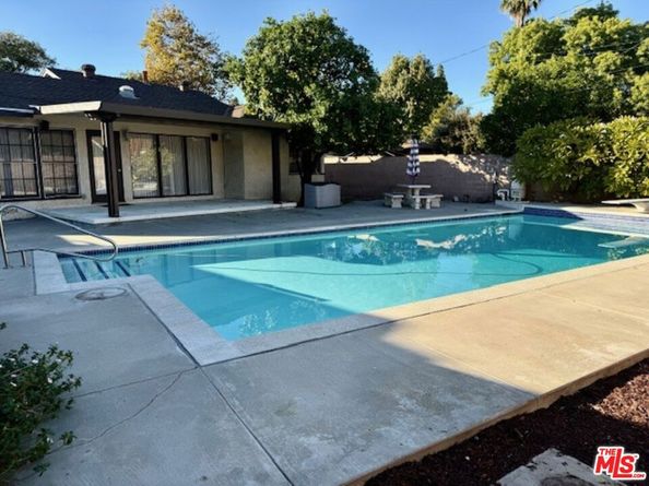 10218 Gaviota Avenue, North Hills CA 91343