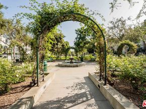 5625 Crescent Park 126, Playa Vista CA 90094