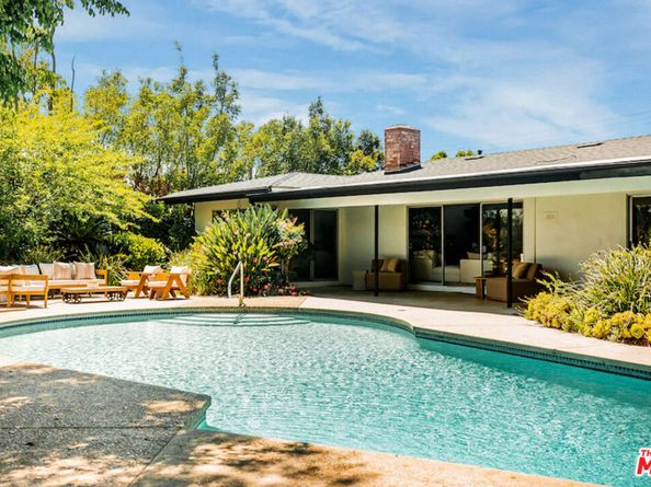 2700 Carmar Drive, Los Angeles CA 90046