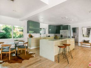 2700 Carmar Drive, Los Angeles CA 90046