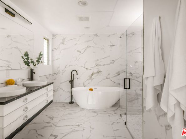 2700 Carmar Drive, Los Angeles CA 90046