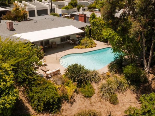 2700 Carmar Drive, Los Angeles CA 90046