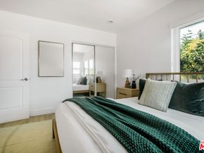 2700 Carmar Drive, Los Angeles CA 90046