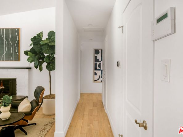 2700 Carmar Drive, Los Angeles CA 90046