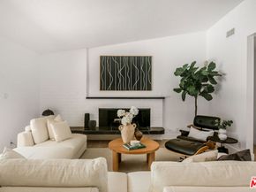 2700 Carmar Drive, Los Angeles CA 90046