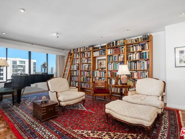 10724 Wilshire Boulevard 1104, Los Angeles CA 90024