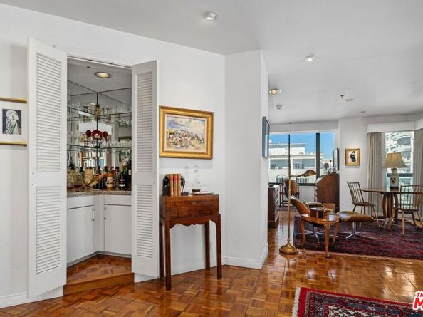 10724 Wilshire Boulevard 1104, Los Angeles CA 90024