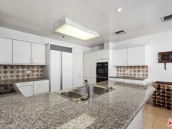 10724 Wilshire Boulevard 1104, Los Angeles CA 90024