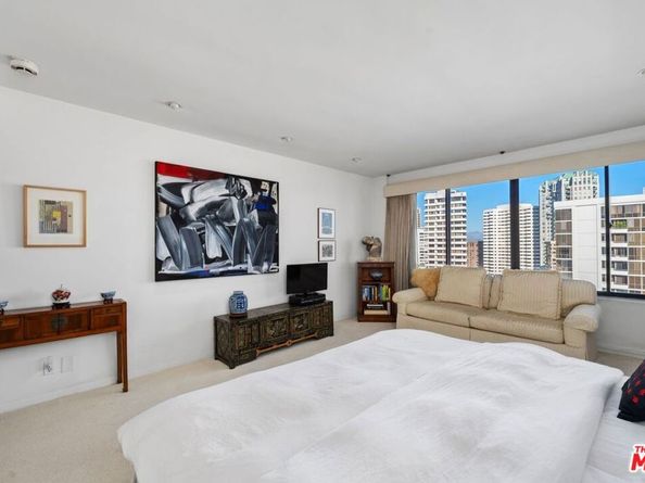 10724 Wilshire Boulevard 1104, Los Angeles CA 90024