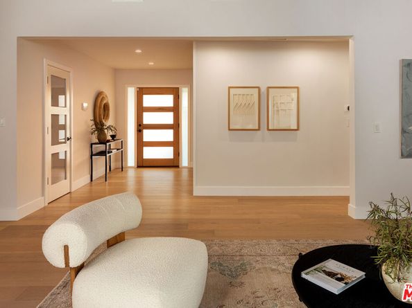 5920 Kentland Avenue, Woodland Hills CA 91367