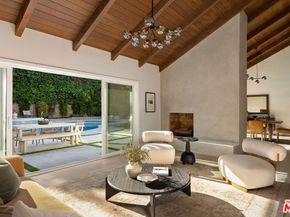 5920 Kentland Avenue, Woodland Hills CA 91367