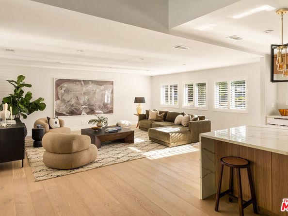 5920 Kentland Avenue, Woodland Hills CA 91367