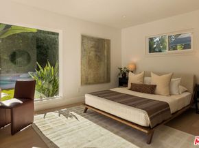 5920 Kentland Avenue, Woodland Hills CA 91367