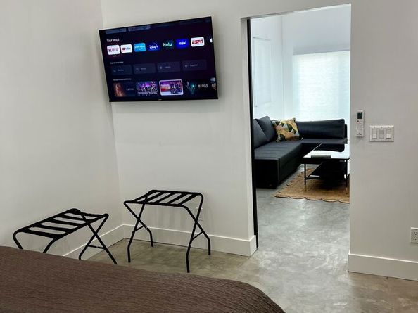 1449 S Durango Avenue, Los Angeles CA 90035