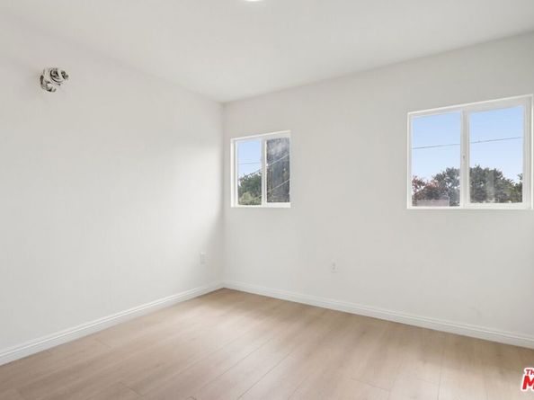 1675 E 111th Street, Los Angeles CA 90059