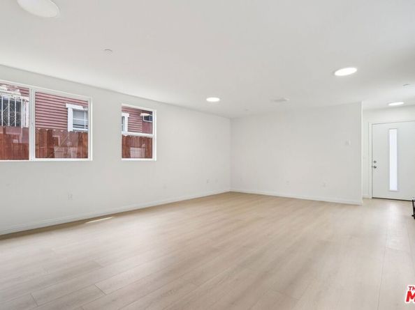 1675 E 111th Street, Los Angeles CA 90059