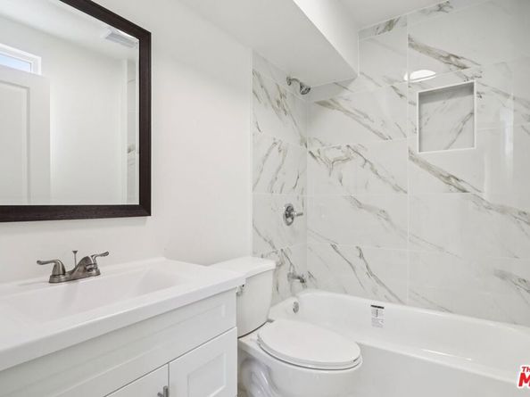 1675 E 111th Street, Los Angeles CA 90059