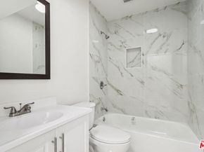 1675 E 111th Street, Los Angeles CA 90059