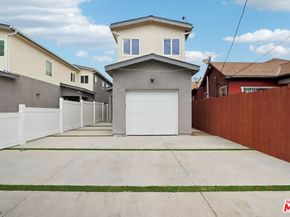 1675 E 111th Street, Los Angeles CA 90059