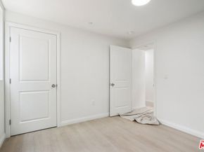 1675 E 111th Street, Los Angeles CA 90059