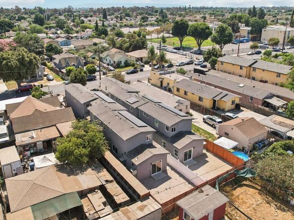 1675 E 111th Street, Los Angeles CA 90059