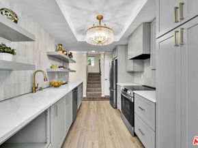 5800 Owensmouth Avenue 40, Woodland Hills CA 91367