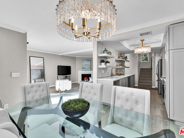 5800 Owensmouth Avenue 40, Woodland Hills CA 91367