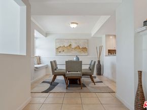 4350 Via Dolce 211, Marina Del Rey CA 90292