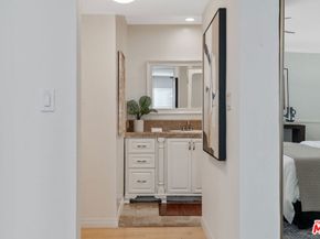 4350 Via Dolce 211, Marina Del Rey CA 90292