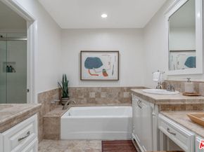 4350 Via Dolce 211, Marina Del Rey CA 90292