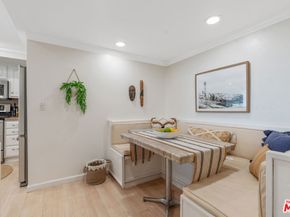 4350 Via Dolce 211, Marina Del Rey CA 90292