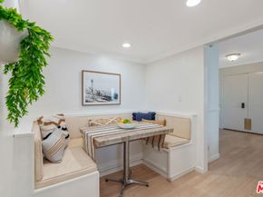 4350 Via Dolce 211, Marina Del Rey CA 90292