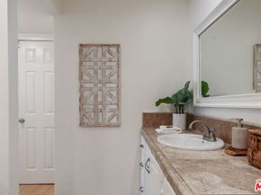 4350 Via Dolce 211, Marina Del Rey CA 90292